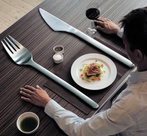 huge-knife-and-fork.jpg