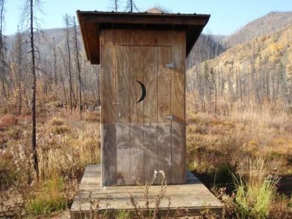 5181outhouse.jpg