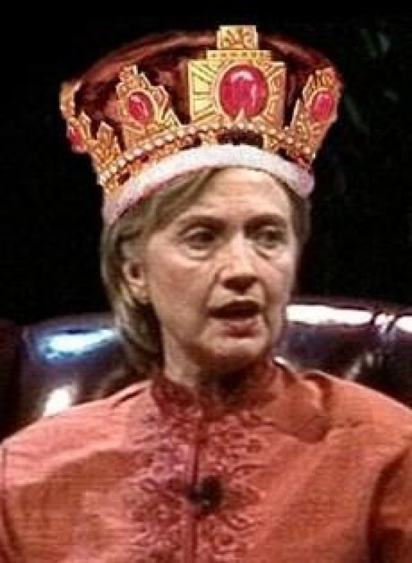 3724a-1-feature-hillary-with-crown.jpg