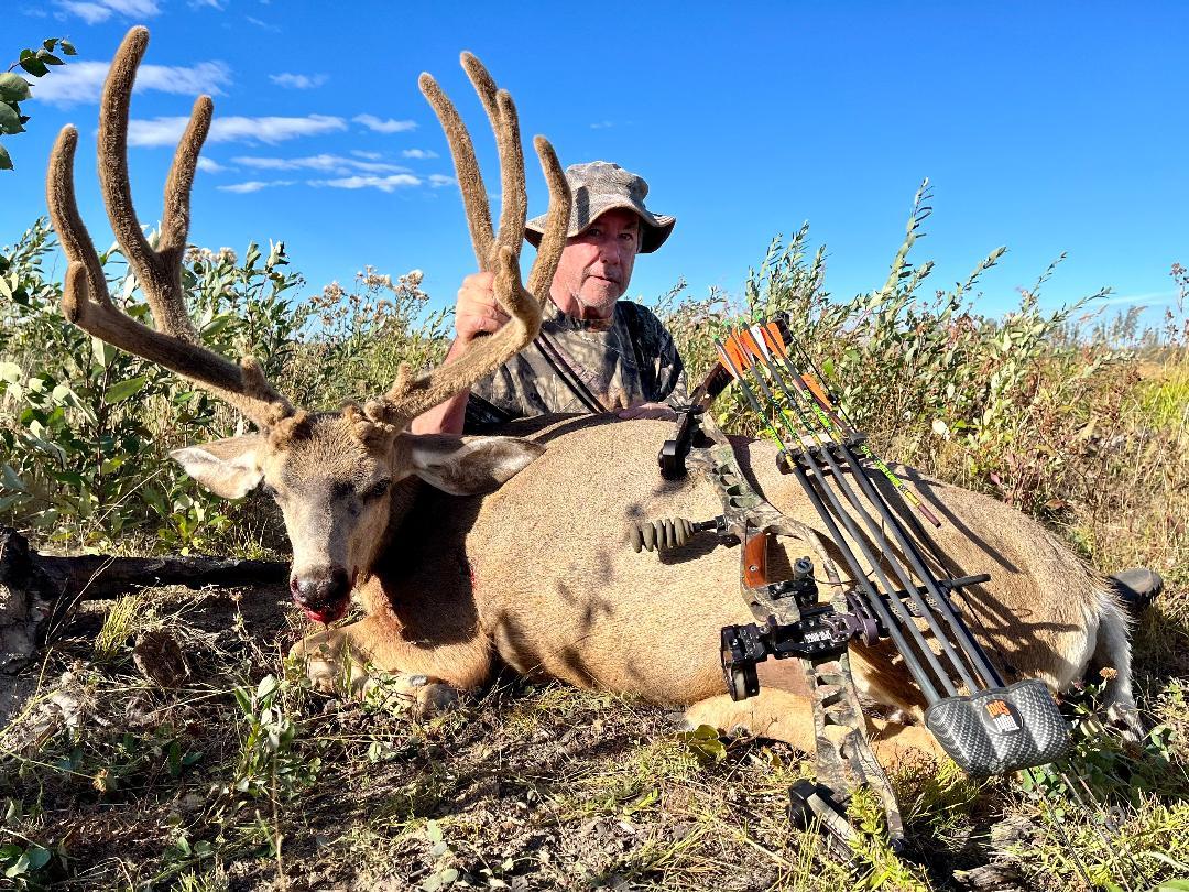 Mike's Outfitter Big Buck 2.jpg