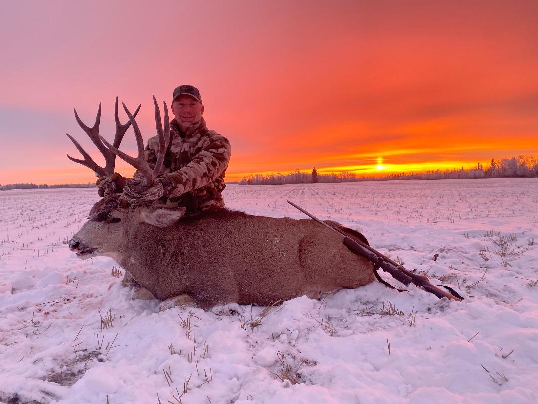 Mike's Outfitter Big Buck 3.jpg