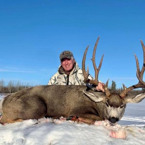 Mike's Outfitter Big Buck 5.jpg