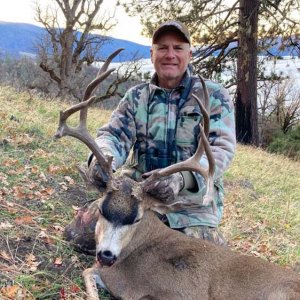 Blacktail Buck with G and J Outdoors.jpg