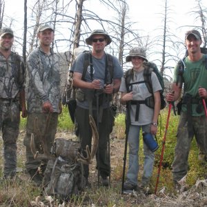 Group with Tom's 2012 archery buck - Copy.JPG