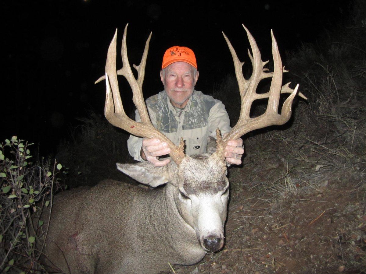 Jeff's Wyoming Buck with J & J Outfitters