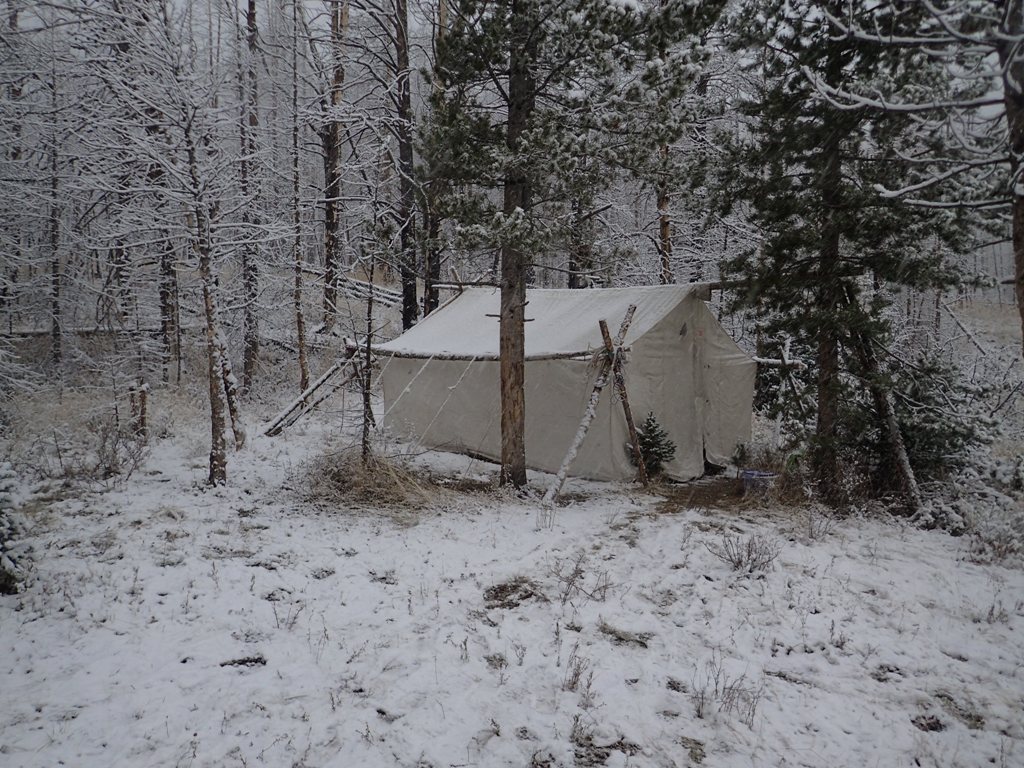 tent_in_snow.jpg